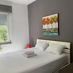 Hill Tirana Appartamento Selitë e Vogël