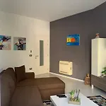 Apartamento Hill Tirana Selitë e Vogël
