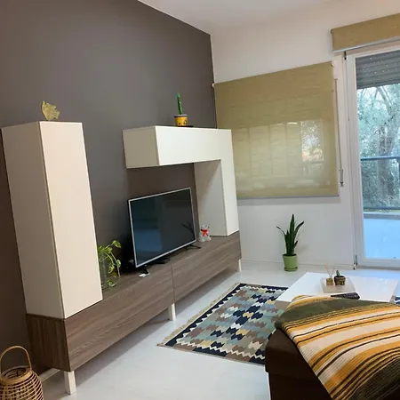 Hill Tirana Apartment