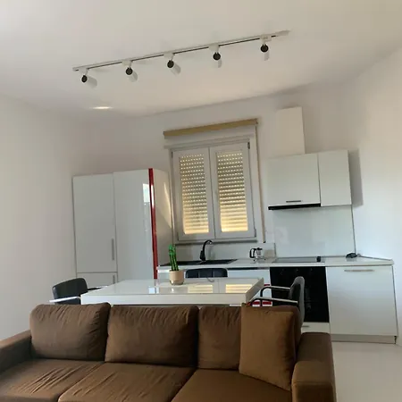 Hill Tirana * Selitë e Vogël