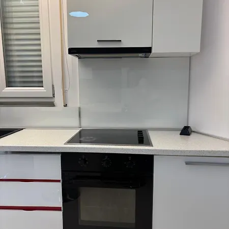 Hill Tirana Selitë e Vogël