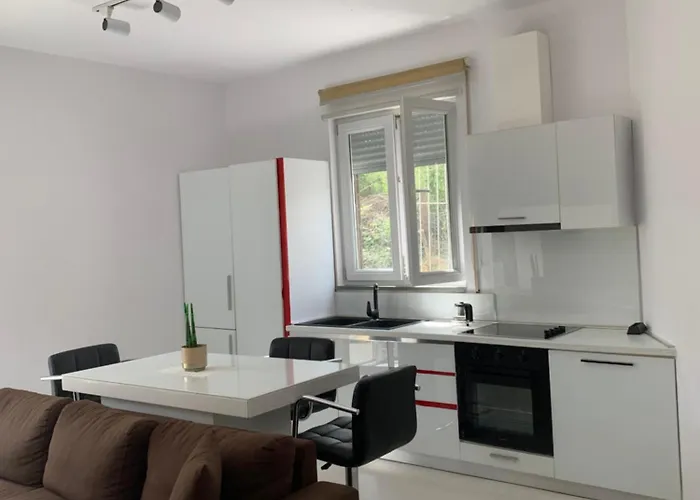 Hill Tirana Apartment