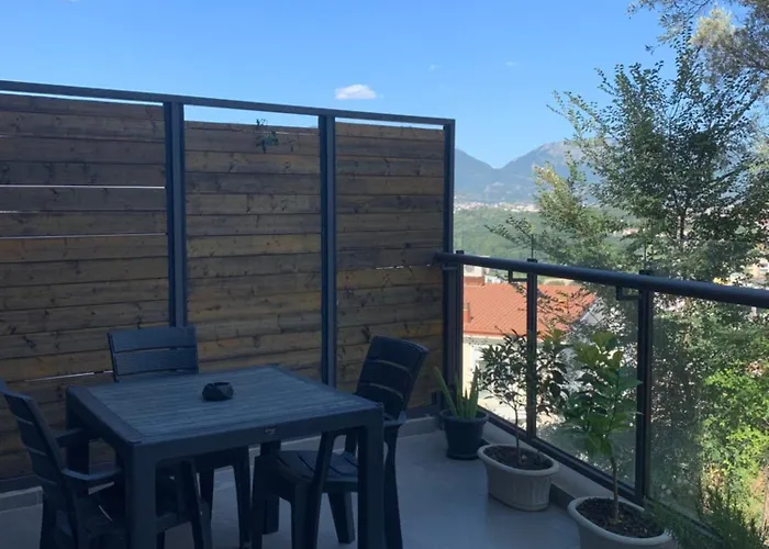 Apartment Hill Tirana *